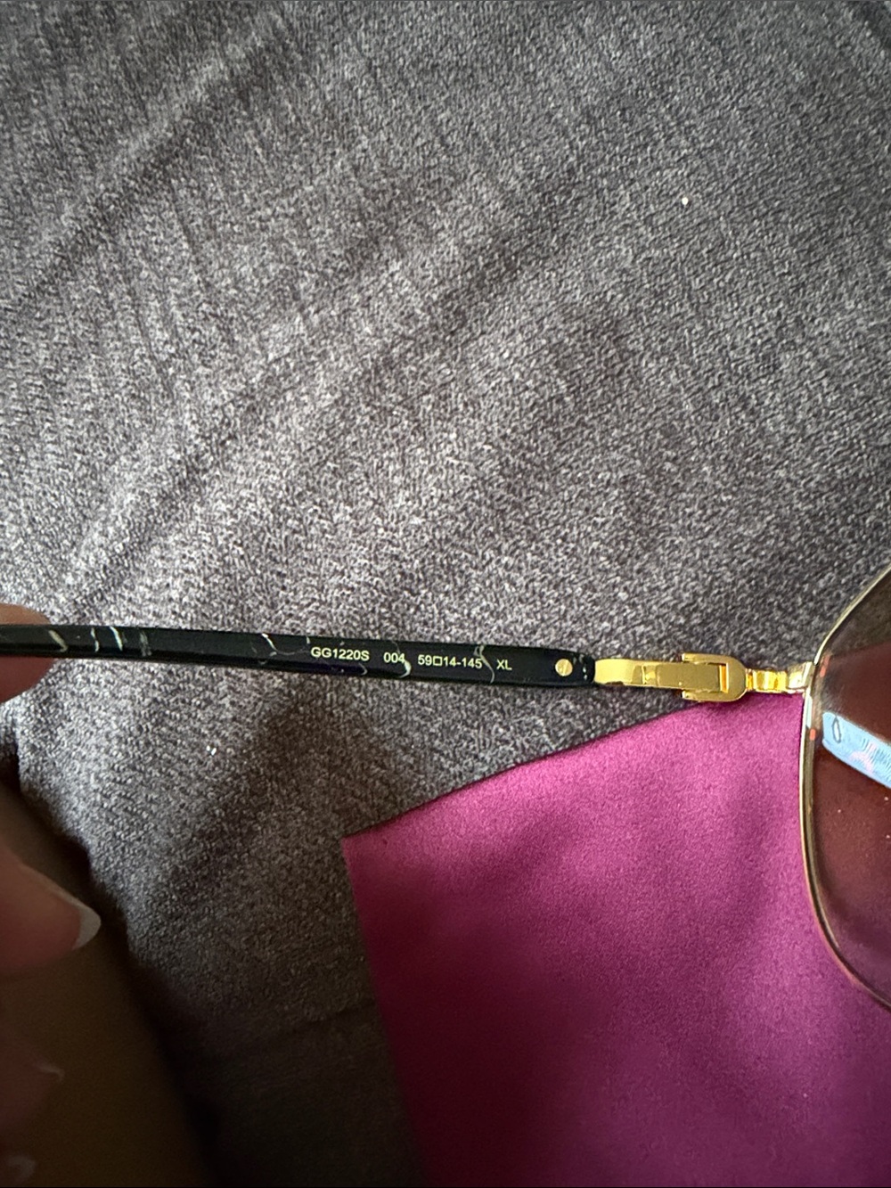 Gucci Sunglasses - Picture 5 of 8